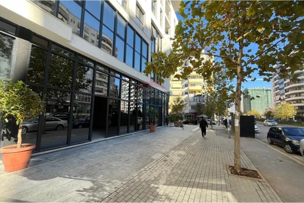 COMMERCIAL SPACE FOR RENT ON ASTIR ROAD