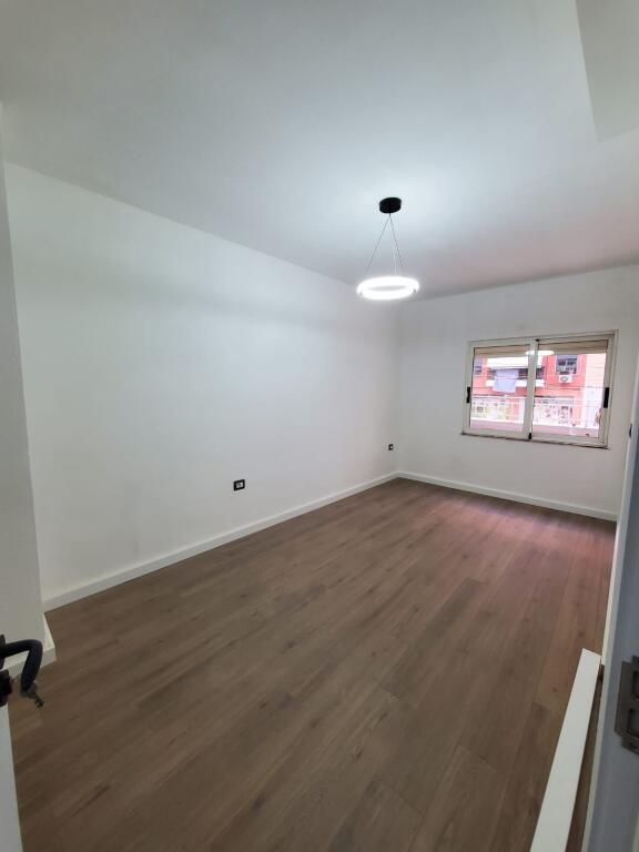 Apartment 1+1 for sale at the Paris Municipality