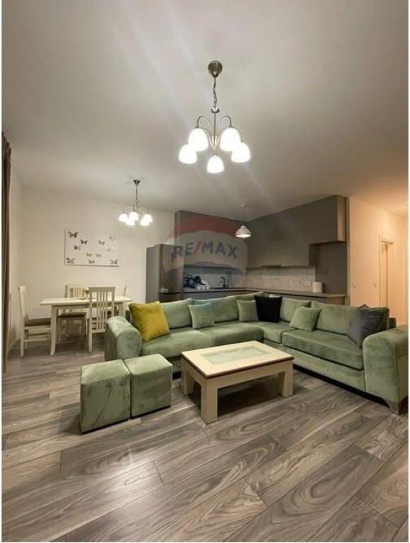 Apartament 2+1 me Qera, Kompleksi Delijorgji