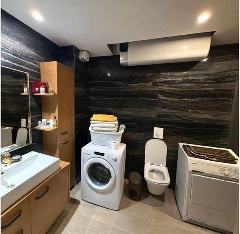 Apartment 2+1 Paris Commune