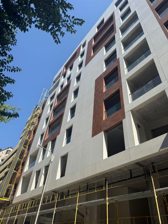 🏙️ VENDIAMO APPARTAMENTO 2+1+2 – ZONA ELITARIA 📍 Vicino ad Air Albania