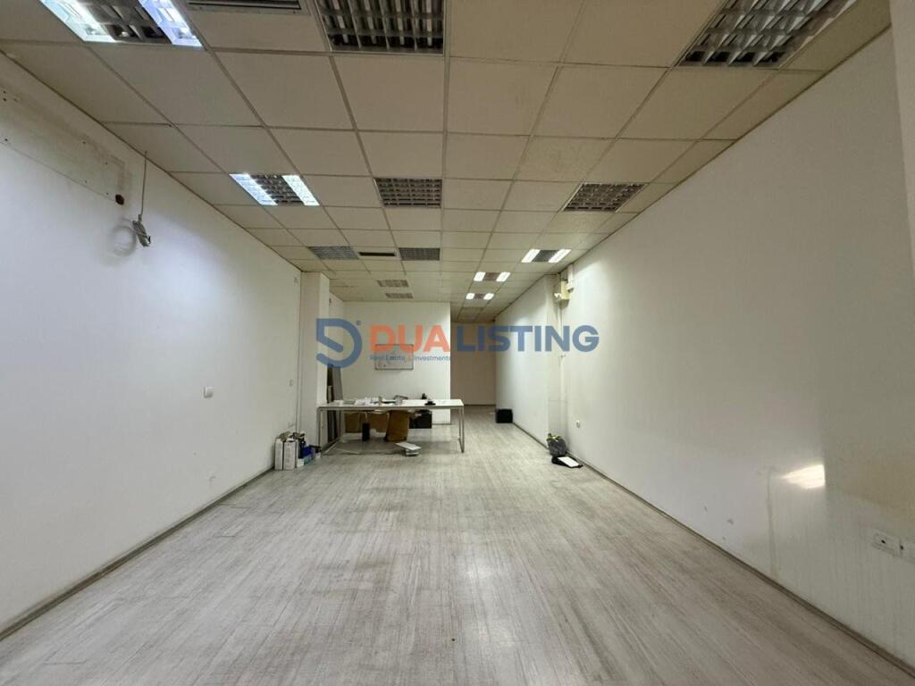 Commercial space open space + 2 parking spots for rent, in one of the most sought-after areas of Tirana! Near the Albanian Radio Television (RTSH)!