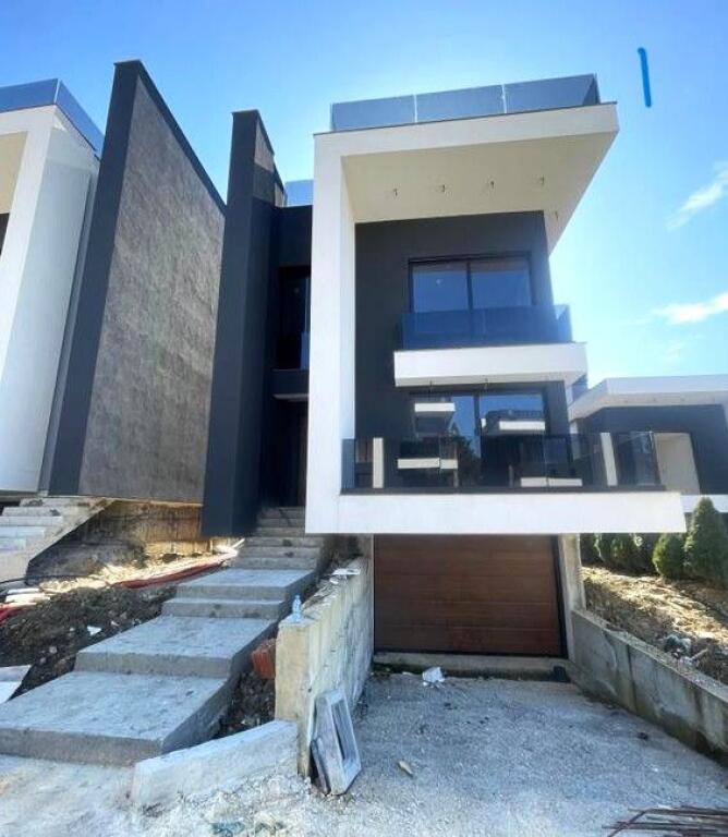 Villa for sale in Golem, Durres