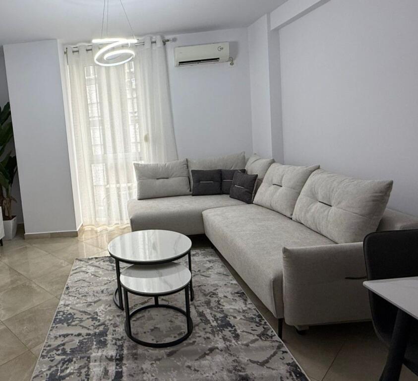 House for rent, in Pallat i Ri 2+1 ID 13939     
