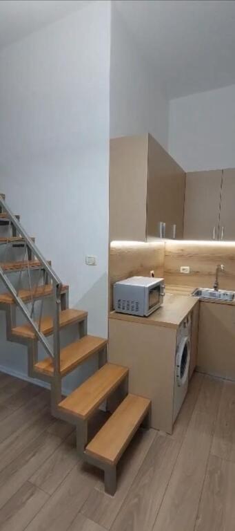 Apartment for sale Grasoniere, behind Globe, Kavaja Street.