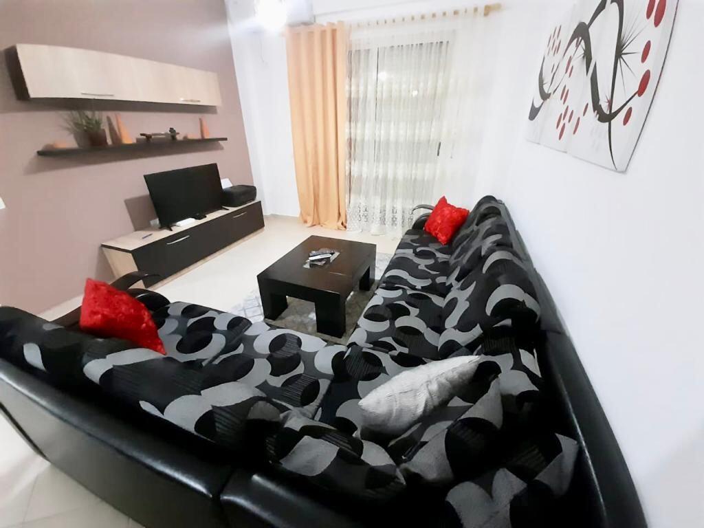 2+1 APARTMENT FOR RENT