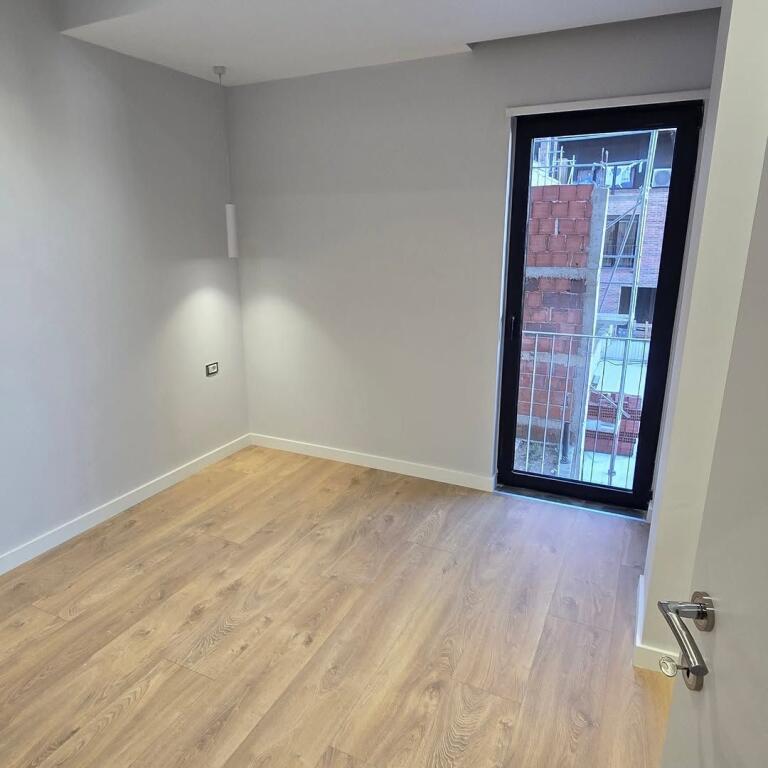 Shitet..!! Okazion..!!  📍 Kodra e Diellit 2 (Projekti Perëndimor)  🏠 Apartament 1+1  