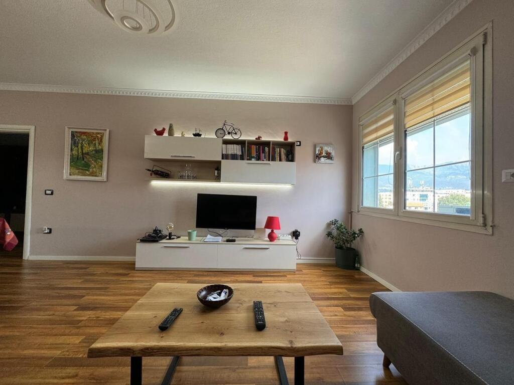 🏡 Apartment 1+1 for rent 📍 Location: Elbasan Street💰 Price: 65,000 lek / month