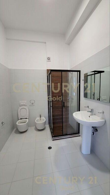 VILLA WITH POOL FOR RENT IN KODRA E DIELLIT 2!