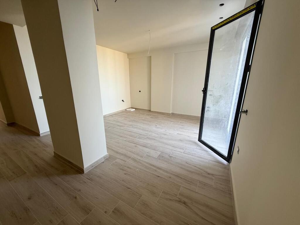 🌊🏡 Appartamento 2+1 in vendita – 📍Vlorë