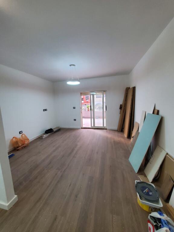 Apartment 1+1 for sale at the Paris Municipality