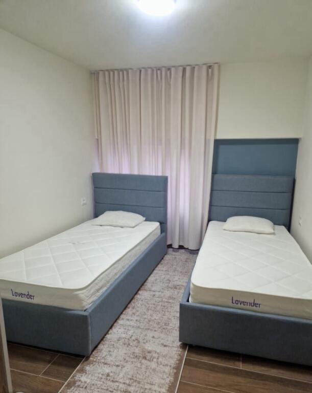 APARTAMENT ME QERA 2+1 SATCIONI TRENIT 70.000 LEKE