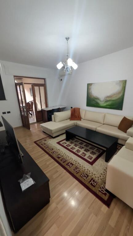 Affittasi appartamento 1+1 arredato a Selvia, vicino a Villa Gold.