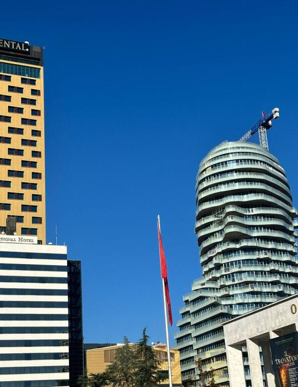 Tirana Rock. Apartments and office spaces.