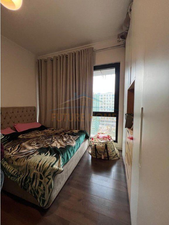 Shitet, Apartament 2+1+2, Square 21, Rruga e Kavajës