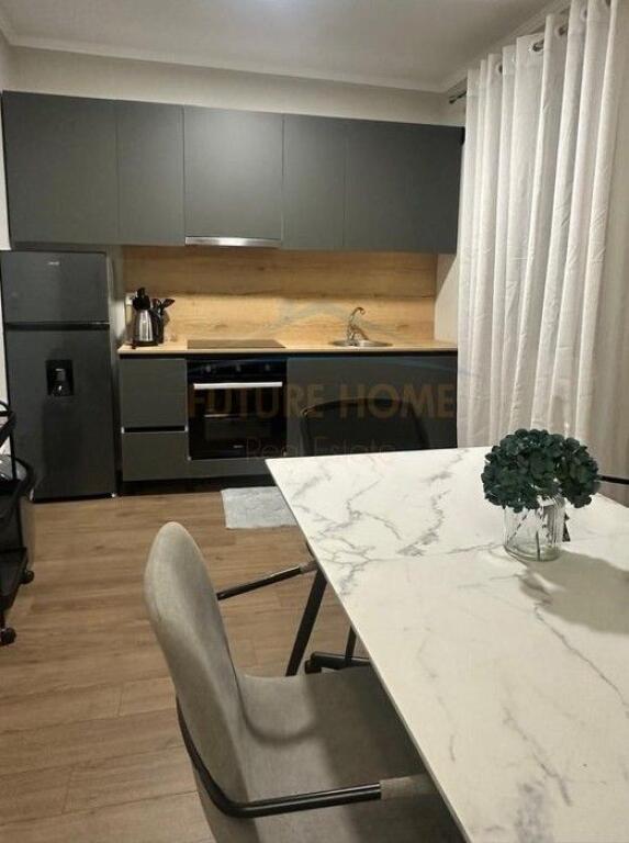 Affitto, Appartamento 1+1, Centro, Tirana