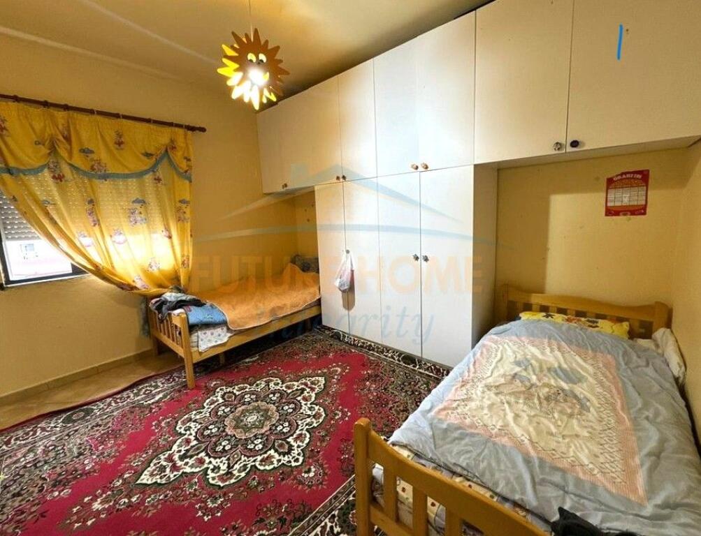 Apartament 2+1+2 per Shitje, Porcelan, Tirane