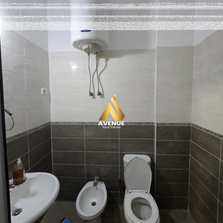 BUSINESS PREMISES FOR RENT (EMPTY)   