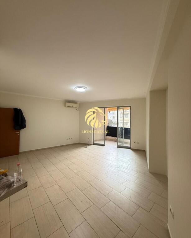 🏢 AMBIENT BIZNESI ME QERA – QENDËR TIRANËS - More