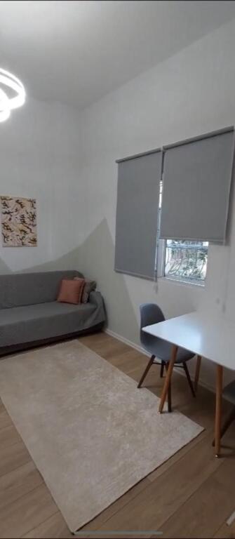 Apartment for sale Grasoniere, behind Globe, Kavaja Street.