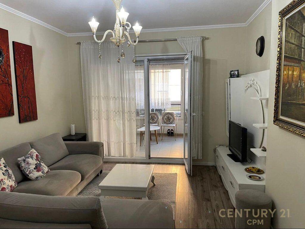 Appartamento 2+1+2 In Vendita a Fresku, Tirana