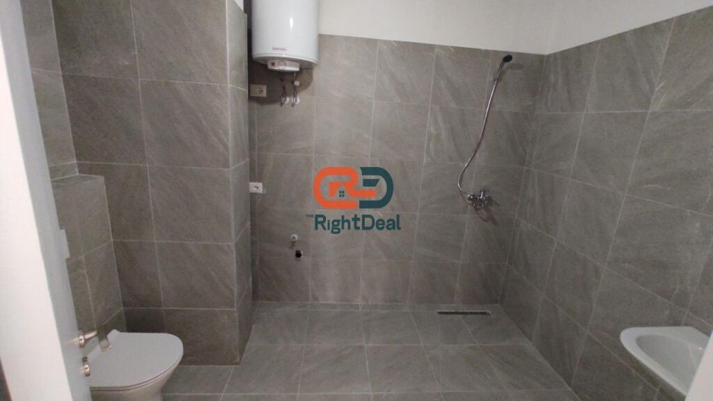 At Pharmacy 10, In the Arlis Complex, Office Space For Rent With Spacious Areas !!