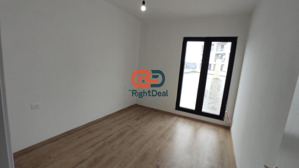 At Pharmacy 10, In the Arlis Complex, Office Space For Rent With Spacious Areas !!