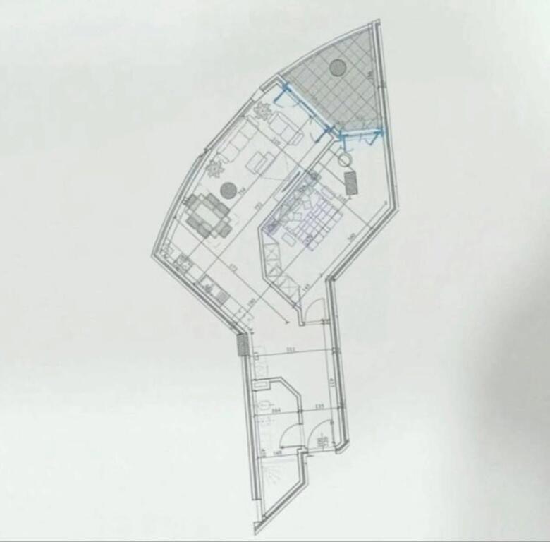 Shitet..!!  📍 Kodra e Diellit 2 (Objekti Flutura)  🏠 Apartament 1+1  