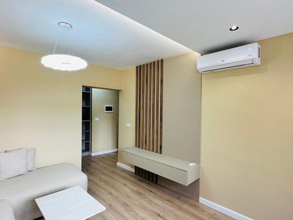 Vendiamo appartamento 1+1 in via Muhamet Gjollesha