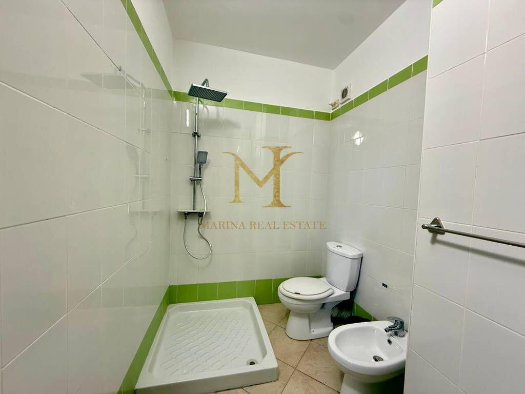 SUPER APPARTAMENTO 2+1 IN AFFITTO CON VISTA MARE VICINO AL PONTE DI DAJLANI, DURRES !