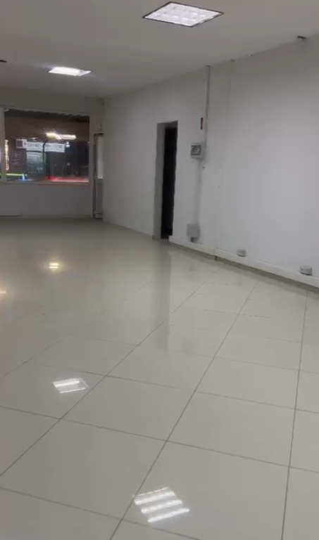 UFFICIO IN AFFITTO 170 M2 ASTIR 2000 EURO