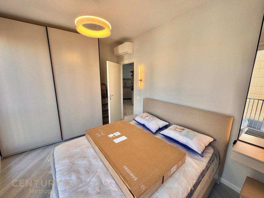 Jepet me qira apartament 2+1 + post parkimi – Rruga e Dibrës