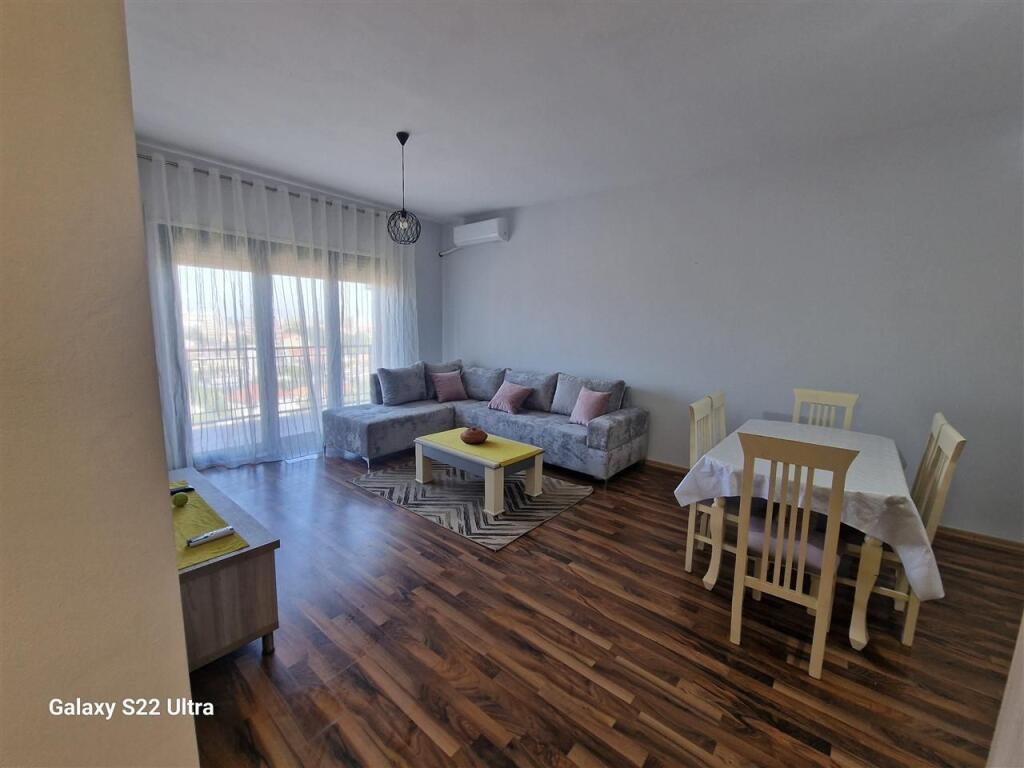 In affitto Appartamento 2+1, Astir, Green City, 650 mila lek +Posto Auto