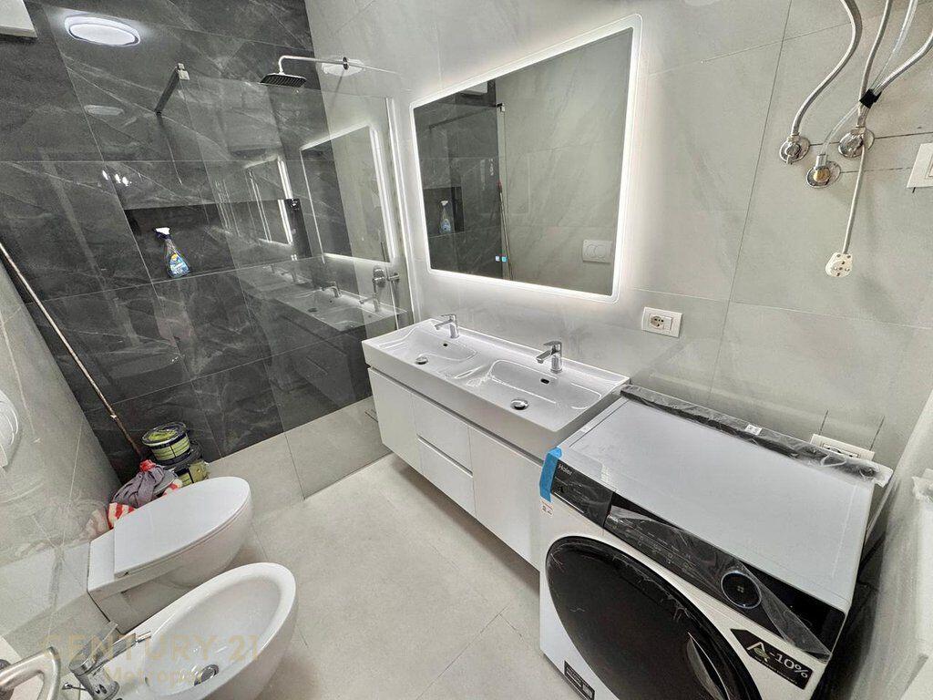 Jepet me qira apartament 2+1 + post parkimi – Rruga e Dibrës