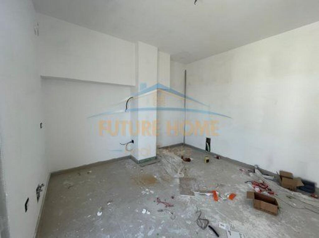 Shitet, Apartament 1+1, Unaza e Re