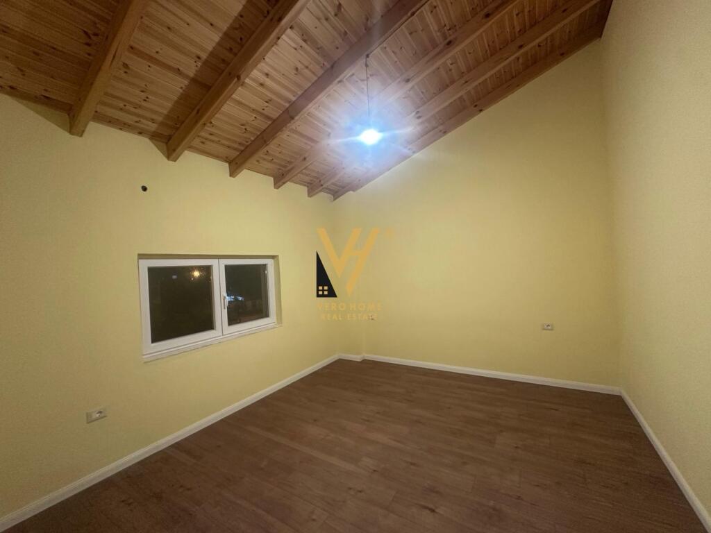 THREE-STORY VILLA FOR RENT IN KOMBINAT 110,000 LEKE