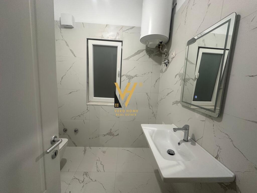 THREE-STORY VILLA FOR RENT IN KOMBINAT 110,000 LEKE