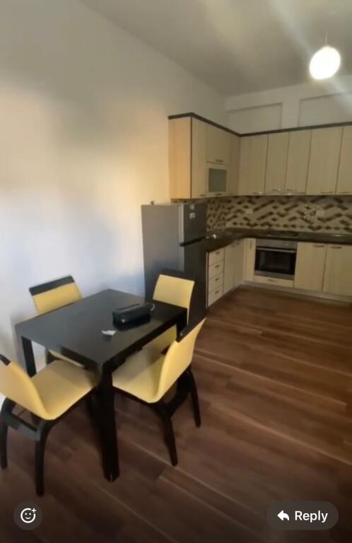1+1, arredato via peti lago secco, prezzo 400 euro