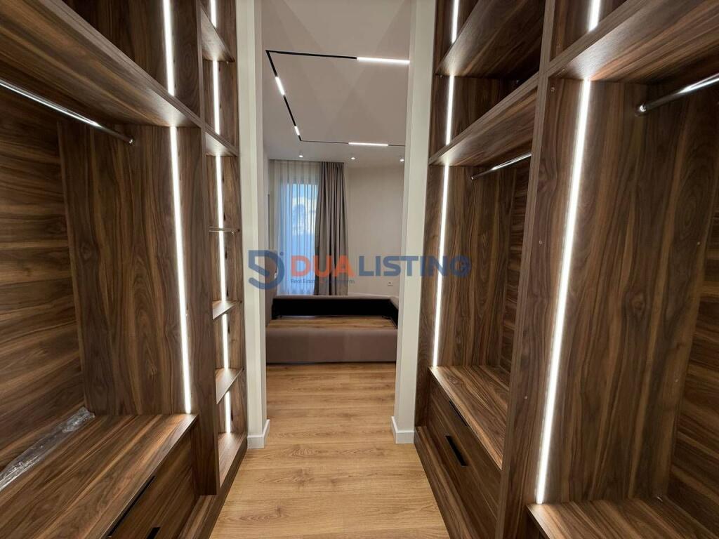 FOR RENT, LUXURY APARTMENT 2+1+2 WITH PARKING SPACE