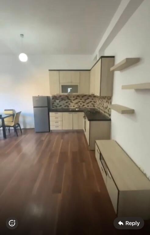 1+1, arredato via peti lago secco, prezzo 400 euro