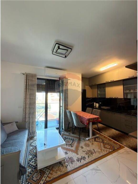 Apartament 2+1 ne shitje ne Porcelan