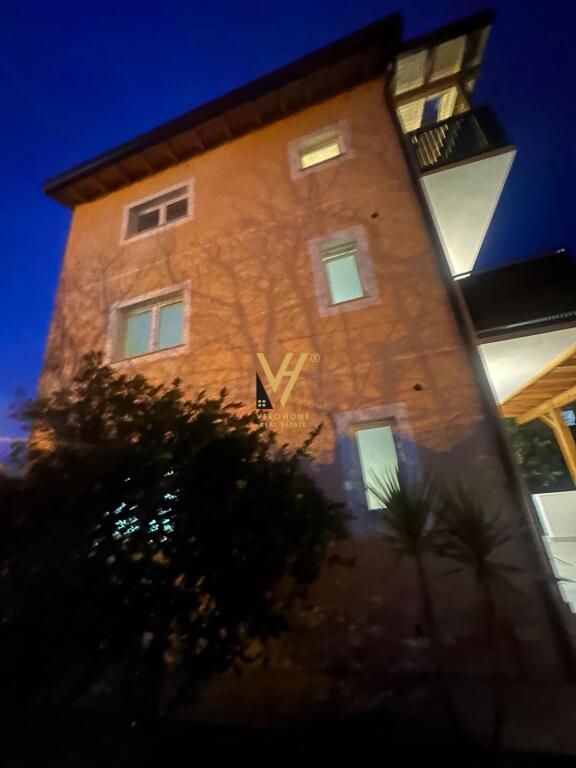 THREE-STORY VILLA FOR RENT IN KOMBINAT 110,000 LEKE