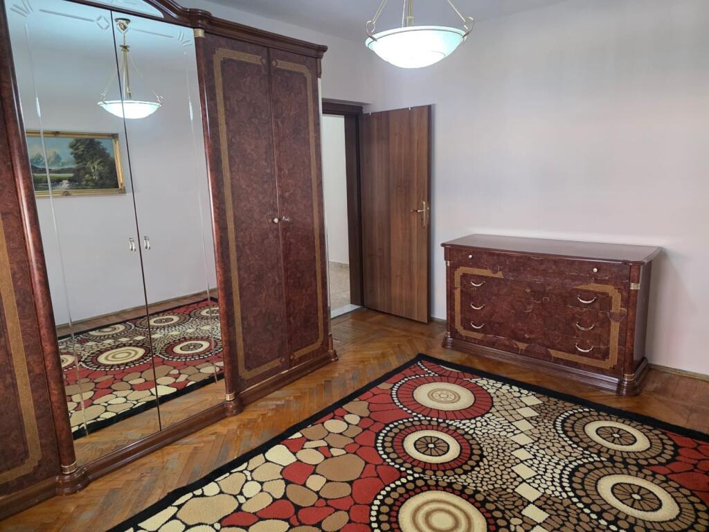 2+1 apartment for rent at Siri Kodra near Dibres Street