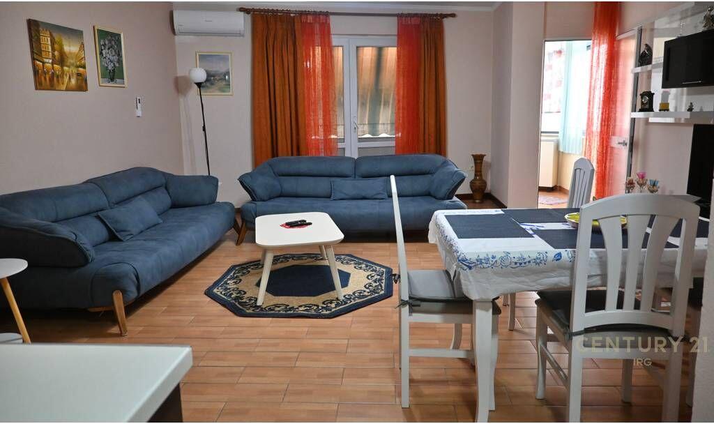 Apartament 2+1 me Qira në Rrugen e Dibrës 680 € /Muaj Sip. Totale  105m2