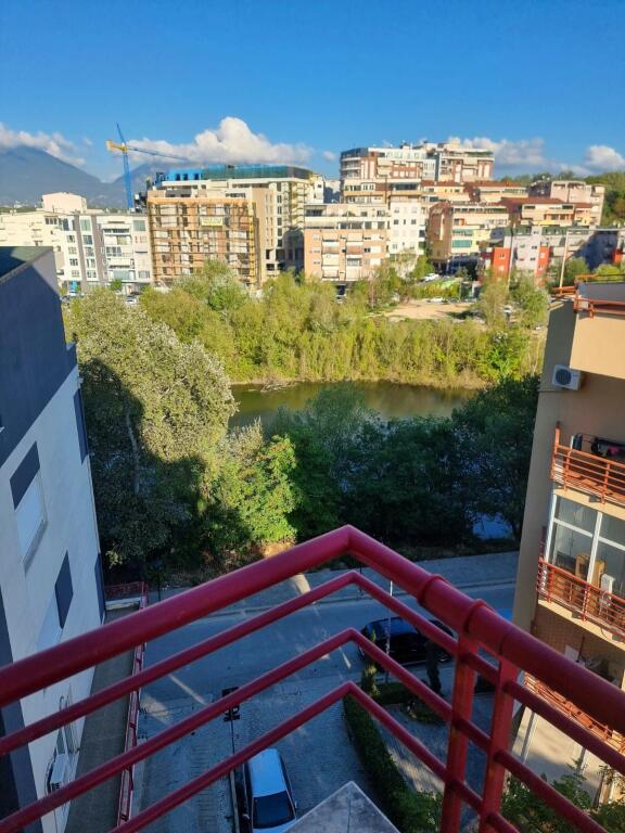 2+1,arredato,alla costruzione fz,lago secco,750 euro