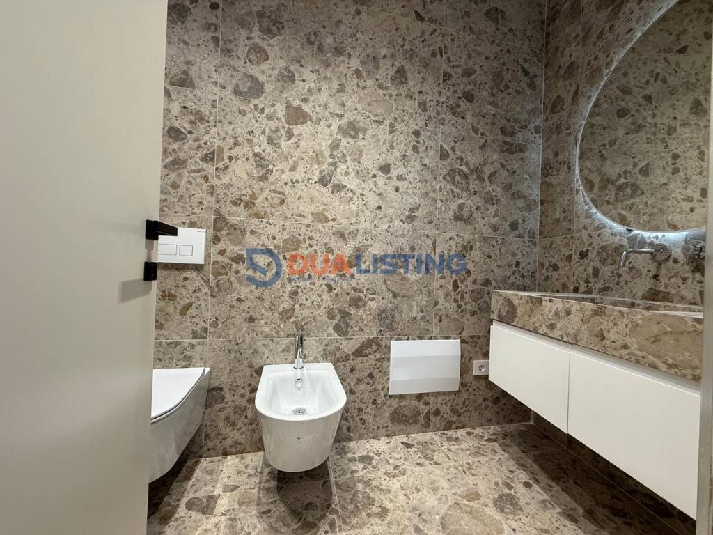 FOR RENT, LUXURY APARTMENT 2+1+2 WITH PARKING SPACE