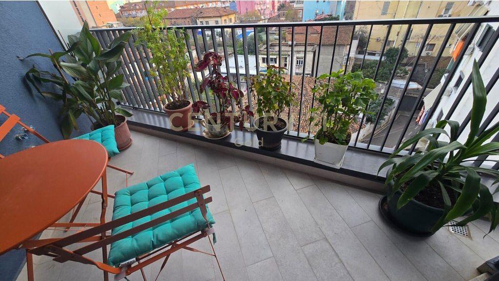 FOR RENT APARTMENT 2+ 1+ PARKING SPACE IN THE CENTER OF TIRANA NEAR 9 - STOREYS BUILDING !