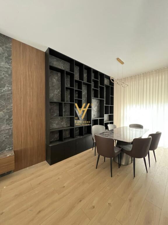 VILLA SU TRE PIANI IN AFFITTO PRESSO ABA RESIDENCE, SAUK 1.500 EURO