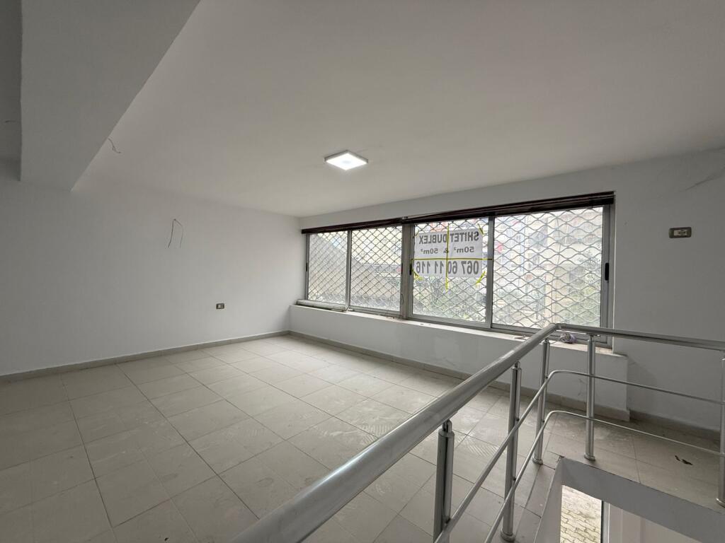 Locale commerciale
