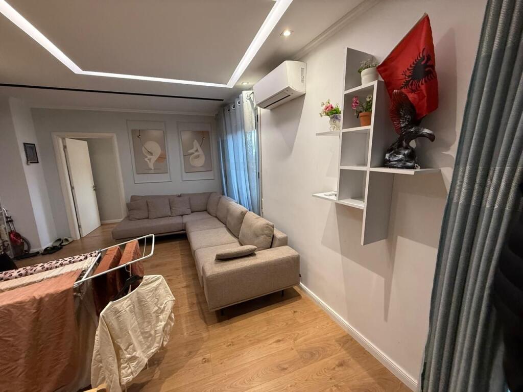 ✨Apartment 1+1 for rent  📍At Artisti don bosko💶 Price: 60,000 Leke/ Month